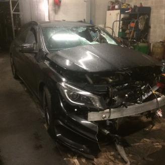 demontáž osobní automobily Mercedes Cla-klasse CLA 45 AMG SHOOTING BRAKER 2015/1