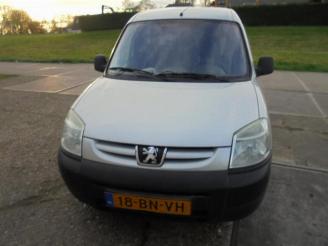 krockskadad bil auto Peugeot Partner Partner, Van, 1996 / 2015 2.0 HDI 2004/7