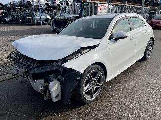 Vaurioauto  passenger cars Mercedes A-klasse  2018/1