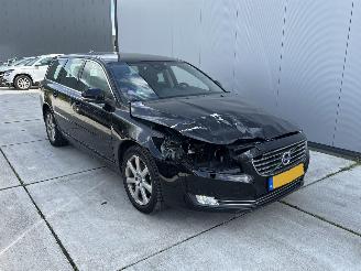 uszkodzony samochody osobowe Volvo V-70 2.0 T4 POLAR 190PK -CLIMA-LEDER-XENON-NAVI 2017/1
