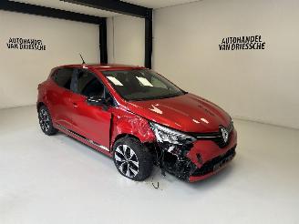 Auto incidentate Renault Clio EVOLUTION 2023/4