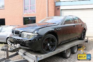 damaged commercial vehicles BMW 7-serie E65 745i 2001/10