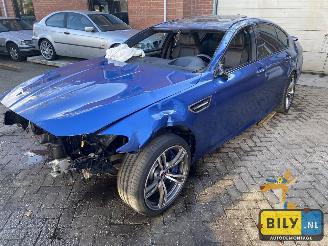 Auto incidentate BMW M5 F10 M5 monte carlo blauw 2012/2