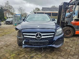 Coche accidentado Mercedes C-klasse C 220 D 2015/12