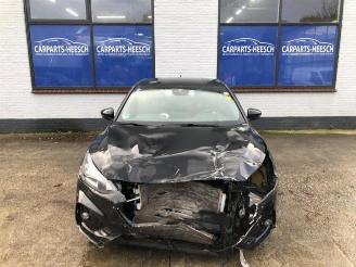 Voiture accidenté Ford Focus Focus 4, Hatchback, 2018 1.0 Ti-VCT EcoBoost 12V 125 2019/2