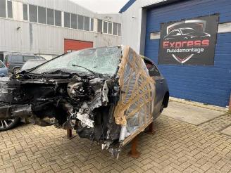 uszkodzony samochody osobowe Mercedes A-klasse  2019