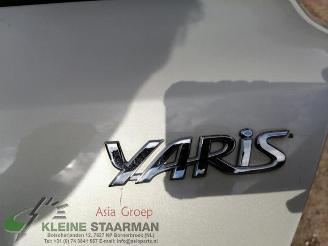Toyota Yaris Yaris II (P9), Hatchback, 2005 / 2014 1.33 16V Dual VVT-I picture 19